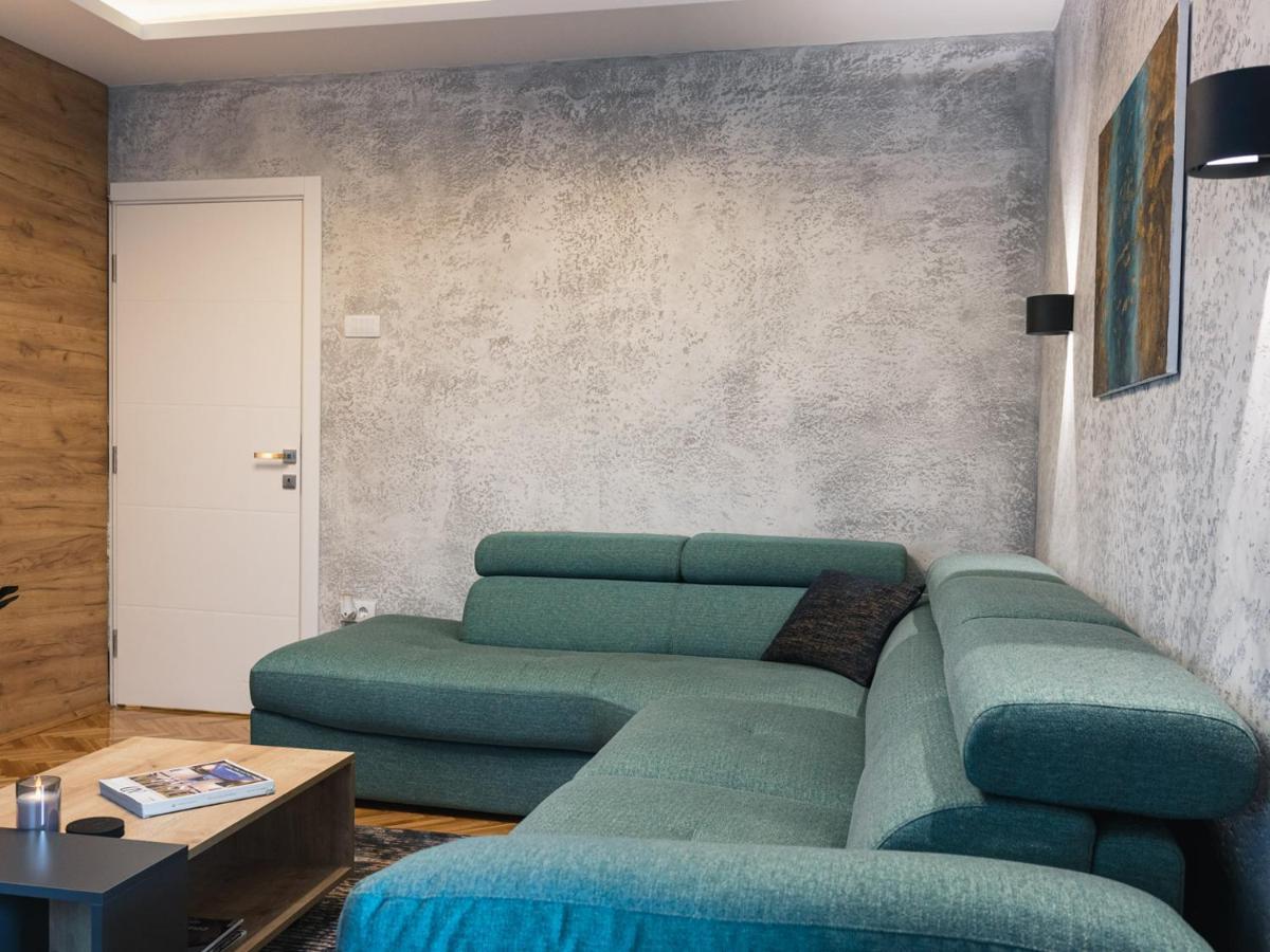 My Space Apartment 수보티차 외부 사진