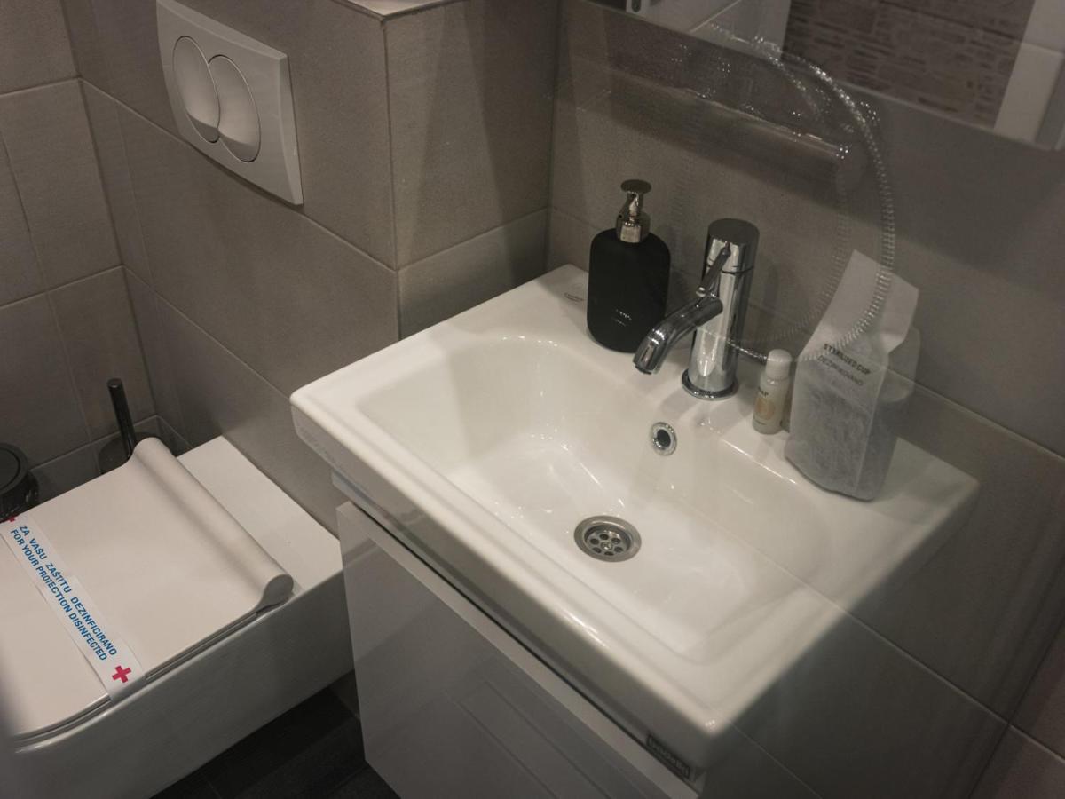 My Space Apartment 수보티차 외부 사진
