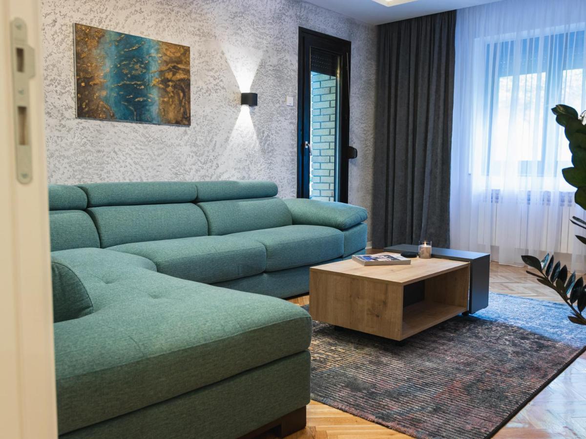 My Space Apartment 수보티차 외부 사진